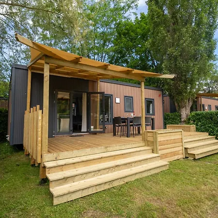 Camping Le Lac Des Sapins Cublize Extérieur photo